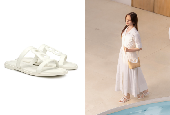 7 Tips Memilih Sandal Wanita yang Cocok untuk Musim Hujan